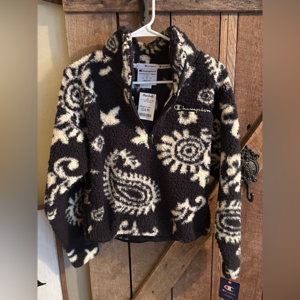 Champion Black and Cream Patterned Fleece Half Zip